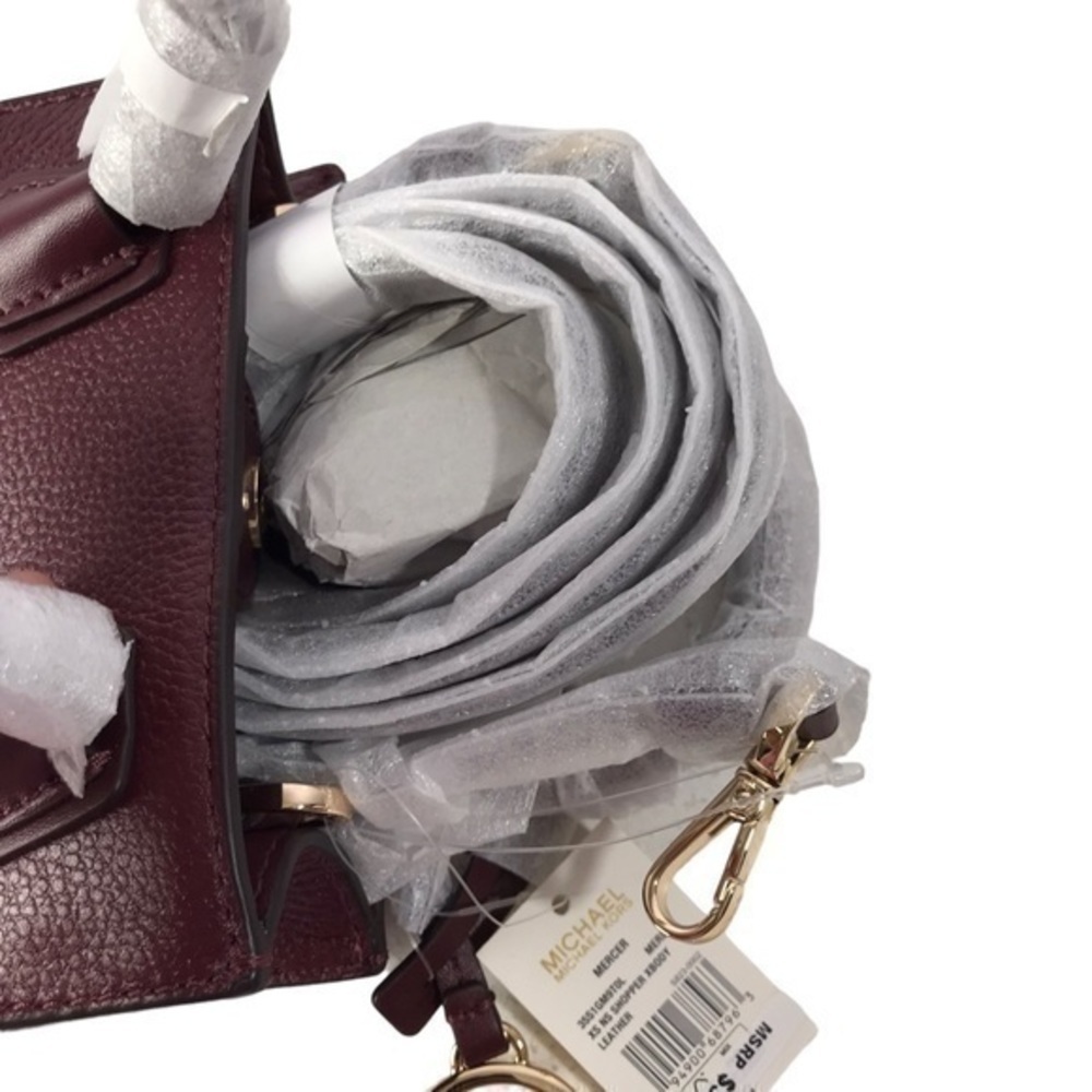 New Michael Kors Mercer Extra Small Crossbody Bag in Burgundy Pebbled Leather - Picture 4 of 12